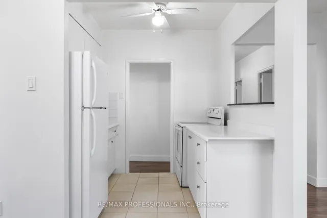 Additional image 15 of 740 Eglinton Ave Unit 404