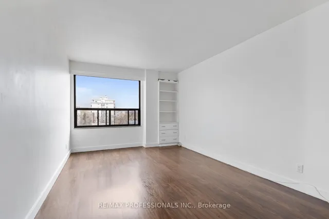 Additional image 3 of 740 Eglinton Ave Unit 404