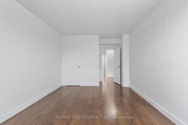 Additional image 2 of 740 Eglinton Ave Unit 404
