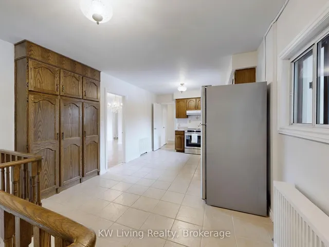 Additional property image - 207 Hendon Ave