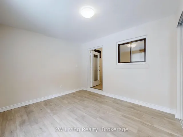 Additional property image - 207 Hendon Ave