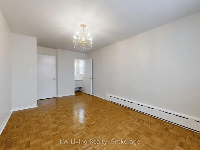 Additional property image - 207 Hendon Ave