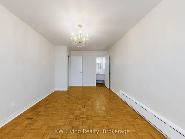 Additional property image - 207 Hendon Ave