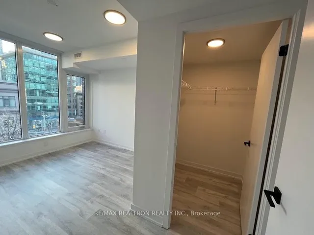 Additional property image - 2 Augusta Ave Unit 604