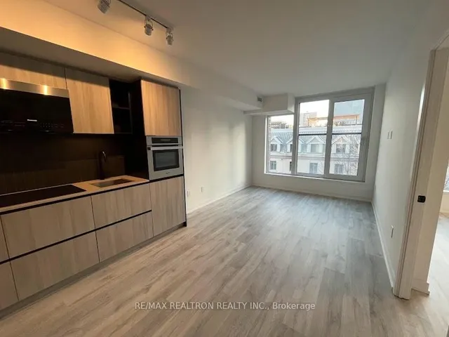 Additional property image - 2 Augusta Ave Unit 604