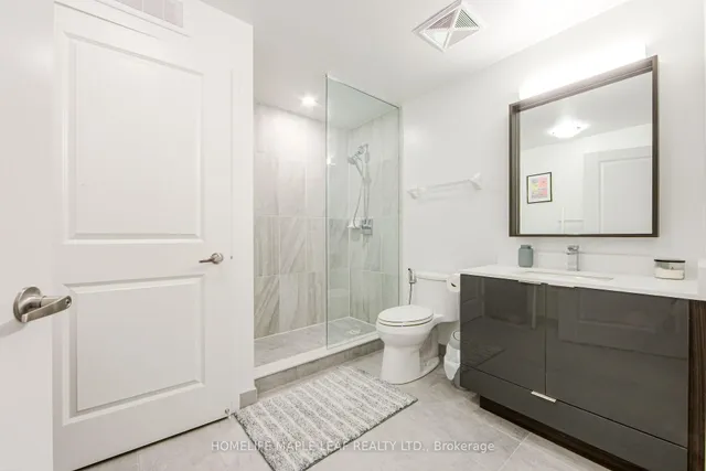 Additional property image - 543 Richmond St Unit 728