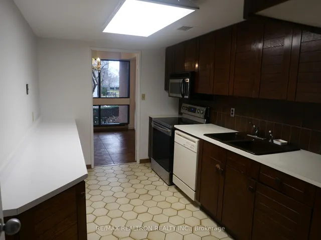 Additional property image - 349 St Clair Ave Unit 115