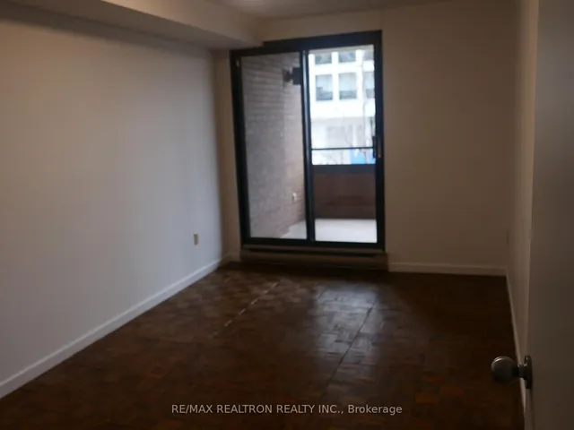 Additional property image - 349 St Clair Ave Unit 115