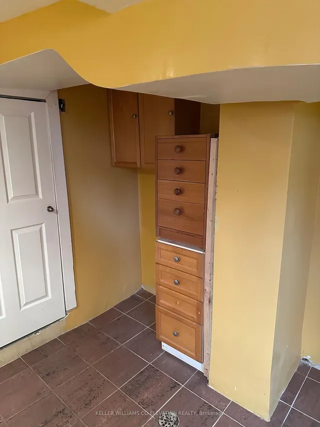 Additional property image - 172 Oakwood Ave