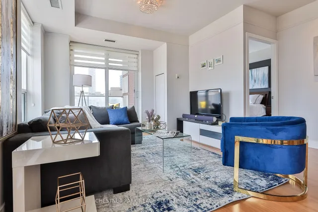Additional property image - 168 King St Unit 805