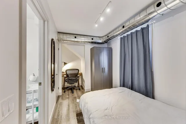 Additional property image - 205 Bathurst St
