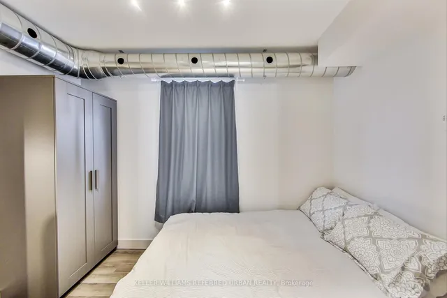Additional property image - 205 Bathurst St