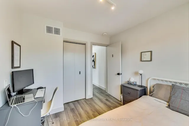 Additional property image - 205 Bathurst St