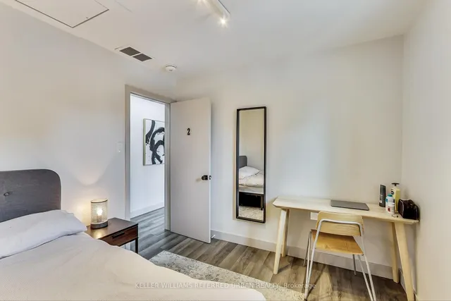 Additional property image - 205 Bathurst St