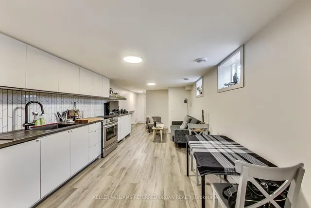Additional property image - 205 Bathurst St