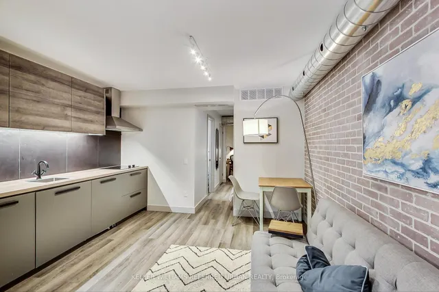 Additional property image - 205 Bathurst St
