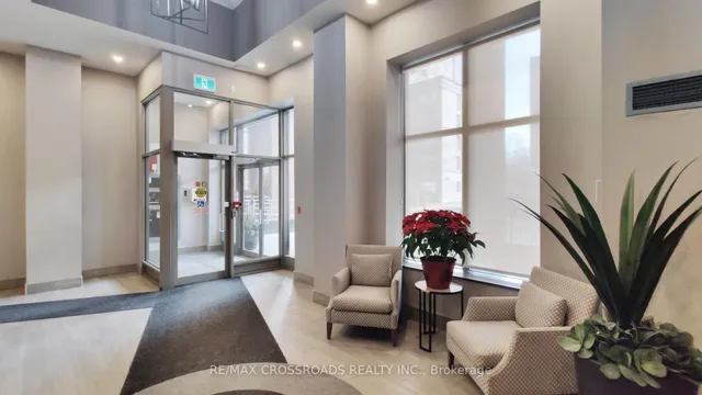 Additional property image - 18 Merton St Unit 716