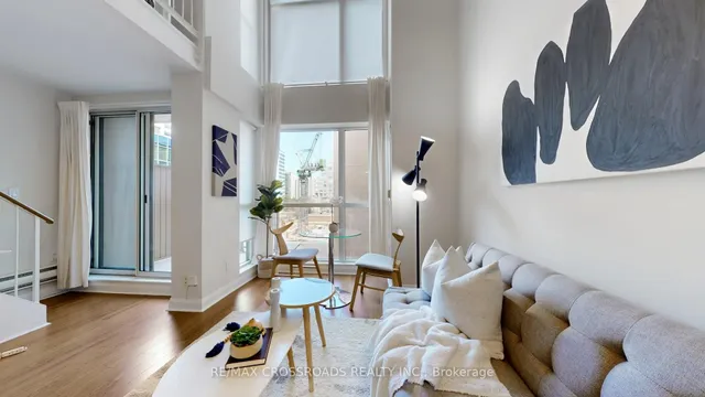 Additional property image - 18 Merton St Unit 716