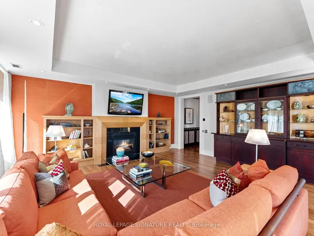 Additional property image - 155 St Clair Ave Unit 603