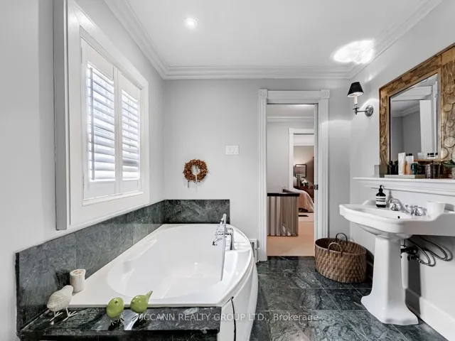 Additional property image - 237 Empress Ave