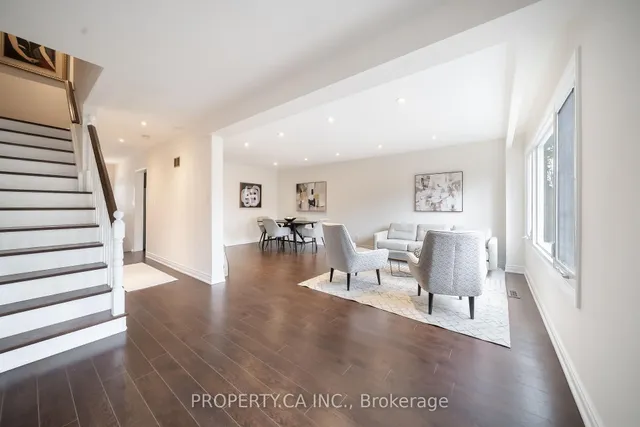 Additional property image - 5937 Bathurst St Unit 7