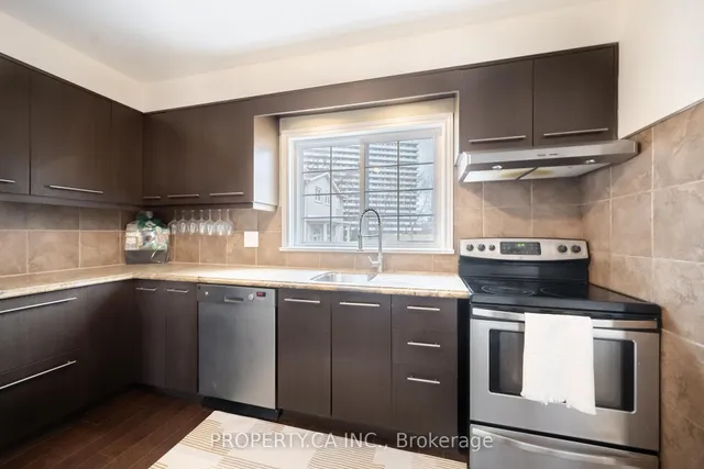 Additional property image - 5937 Bathurst St Unit 7