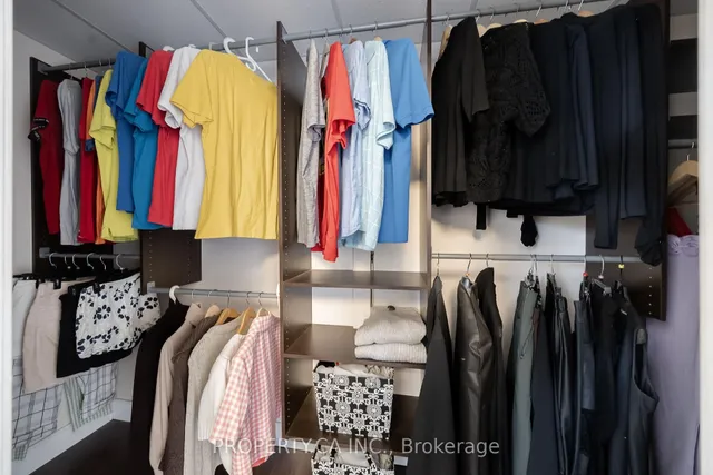 Additional property image - 5937 Bathurst St Unit 7