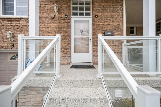 Additional property image - 5937 Bathurst St Unit 7