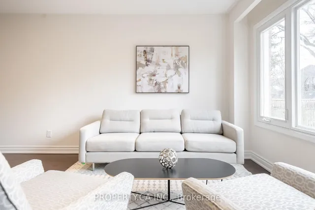 Additional property image - 5937 Bathurst St Unit 7