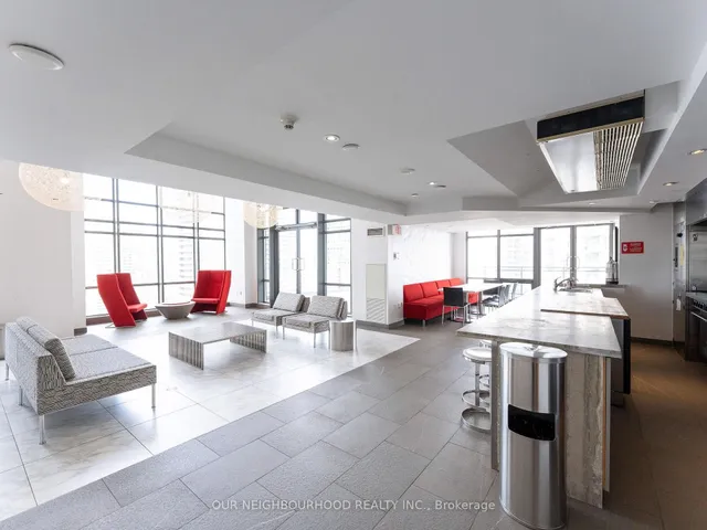 Additional property image - 15 Fort York Blvd Unit 1208