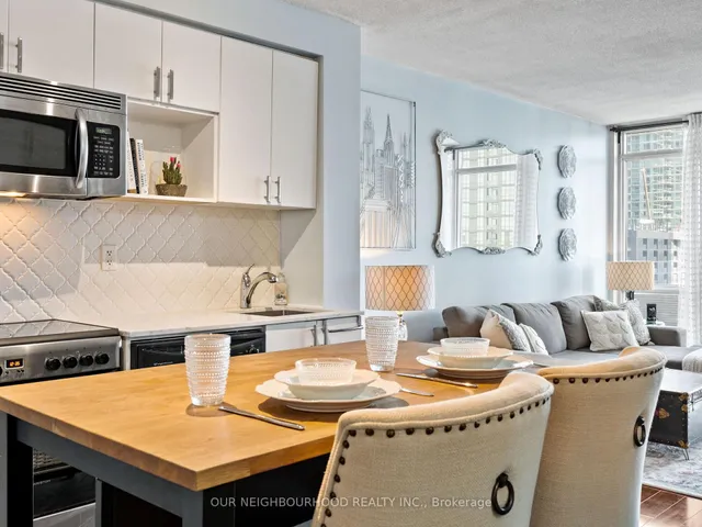 Additional property image - 15 Fort York Blvd Unit 1208