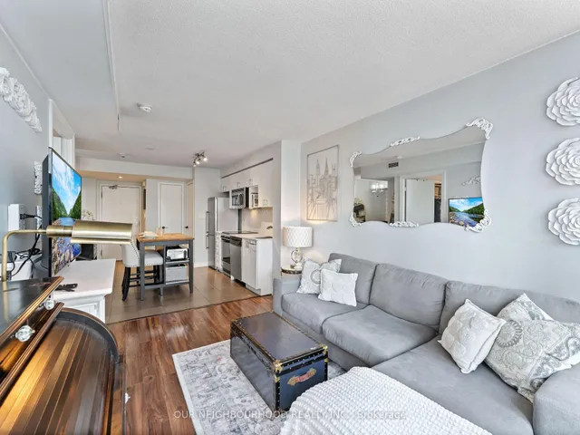 Additional property image - 15 Fort York Blvd Unit 1208