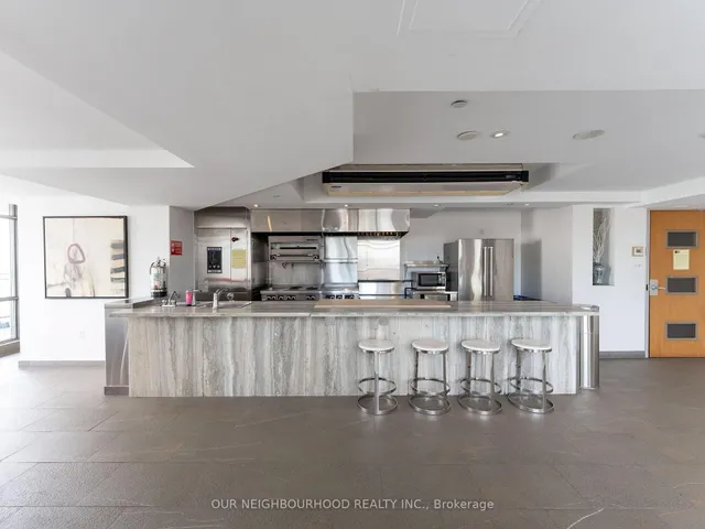 Additional property image - 15 Fort York Blvd Unit 1208