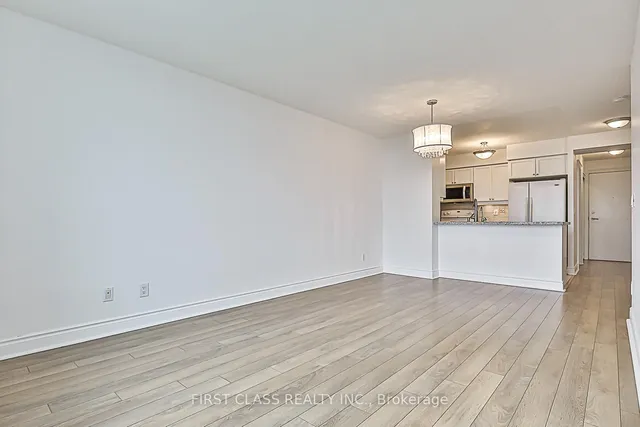 Additional property image - 15 Greenview Ave Unit 809