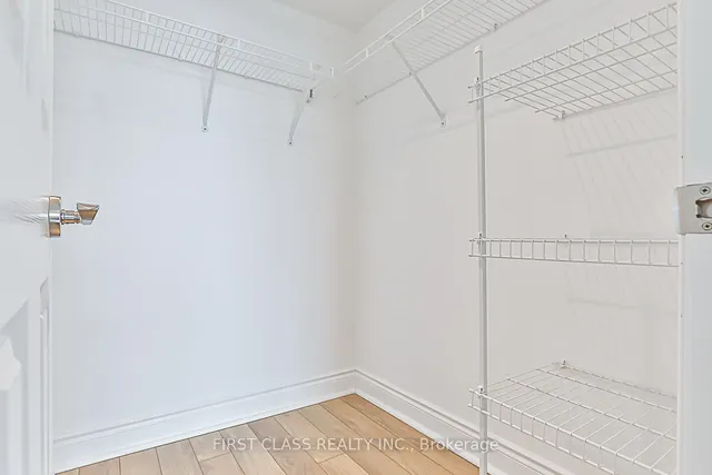 Additional property image - 15 Greenview Ave Unit 809