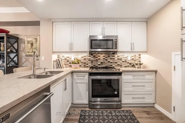 Additional property image - 9 Greenbriar Rd Unit 306