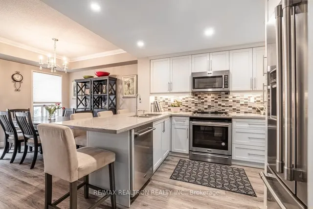 Additional property image - 9 Greenbriar Rd Unit 306