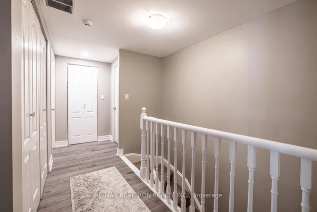 Additional property image - 9 Greenbriar Rd Unit 306