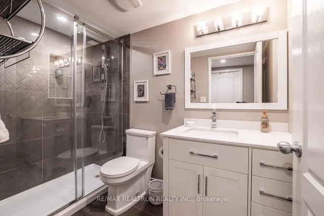 Additional property image - 9 Greenbriar Rd Unit 306