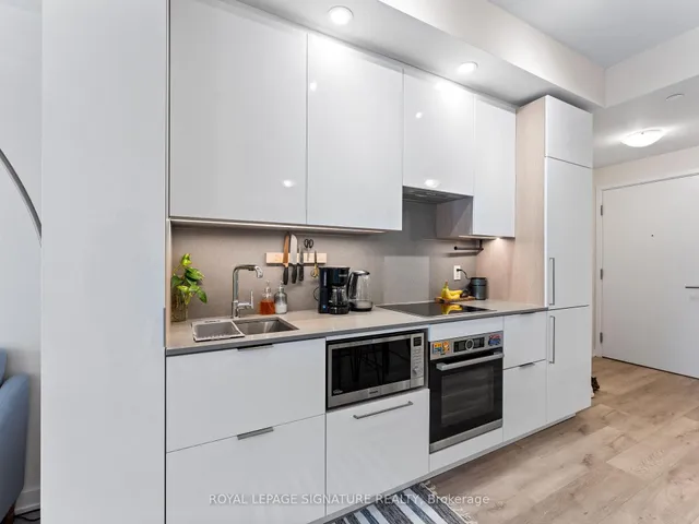 Additional property image - 28 Freeland St Unit 1306