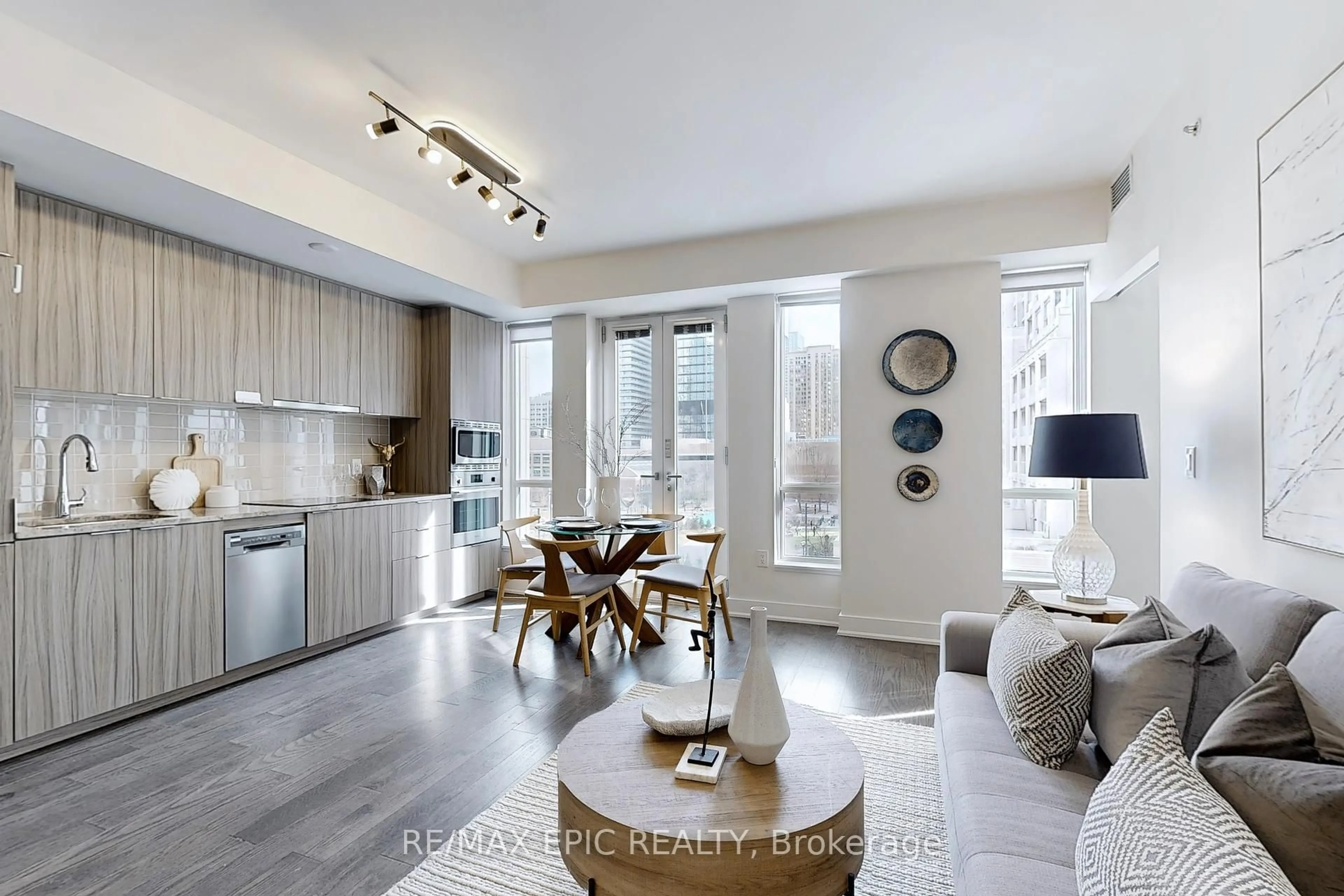 Open concept kitchen, unknown for 955 Bay St #409, Toronto Ontario M5S 0C6