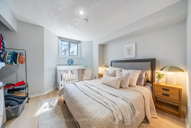 Additional property image - 36 Shank St Unit B