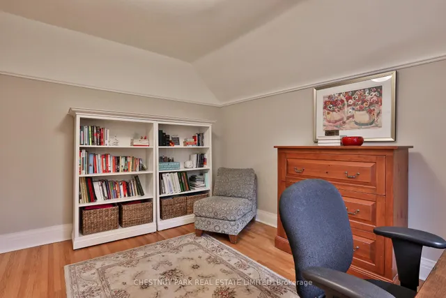 Additional property image - 680 Merton St