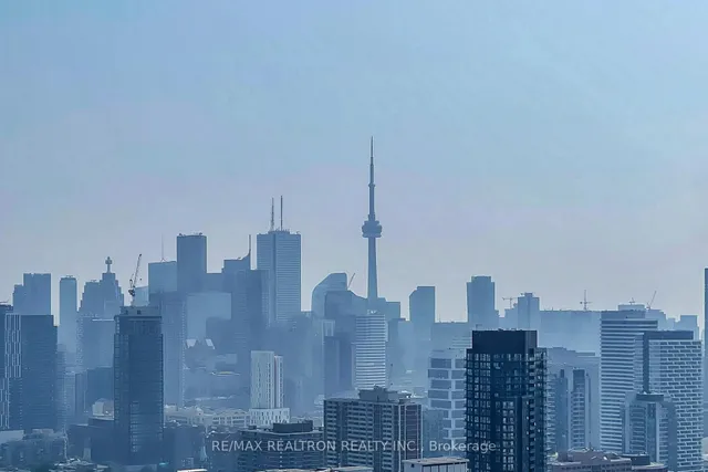 Additional property image - 585 Bloor St Unit 4121