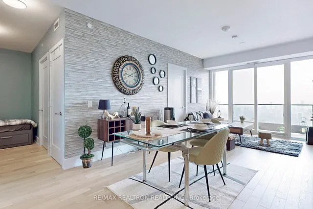 Additional property image - 585 Bloor St Unit 4121