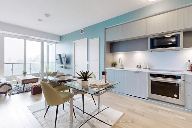 Additional property image - 585 Bloor St Unit 4121