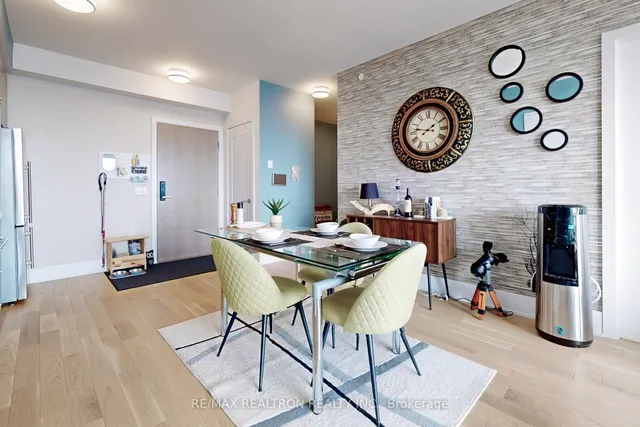 Additional property image - 585 Bloor St Unit 4121