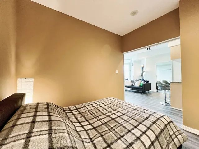 Additional property image - 228 Queens Quay Unit 1006