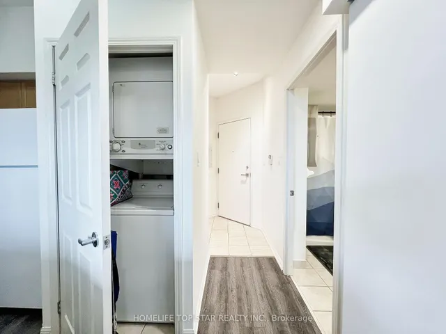 Additional property image - 228 Queens Quay Unit 1006