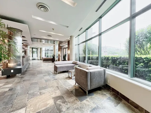 Additional property image - 228 Queens Quay Unit 1006